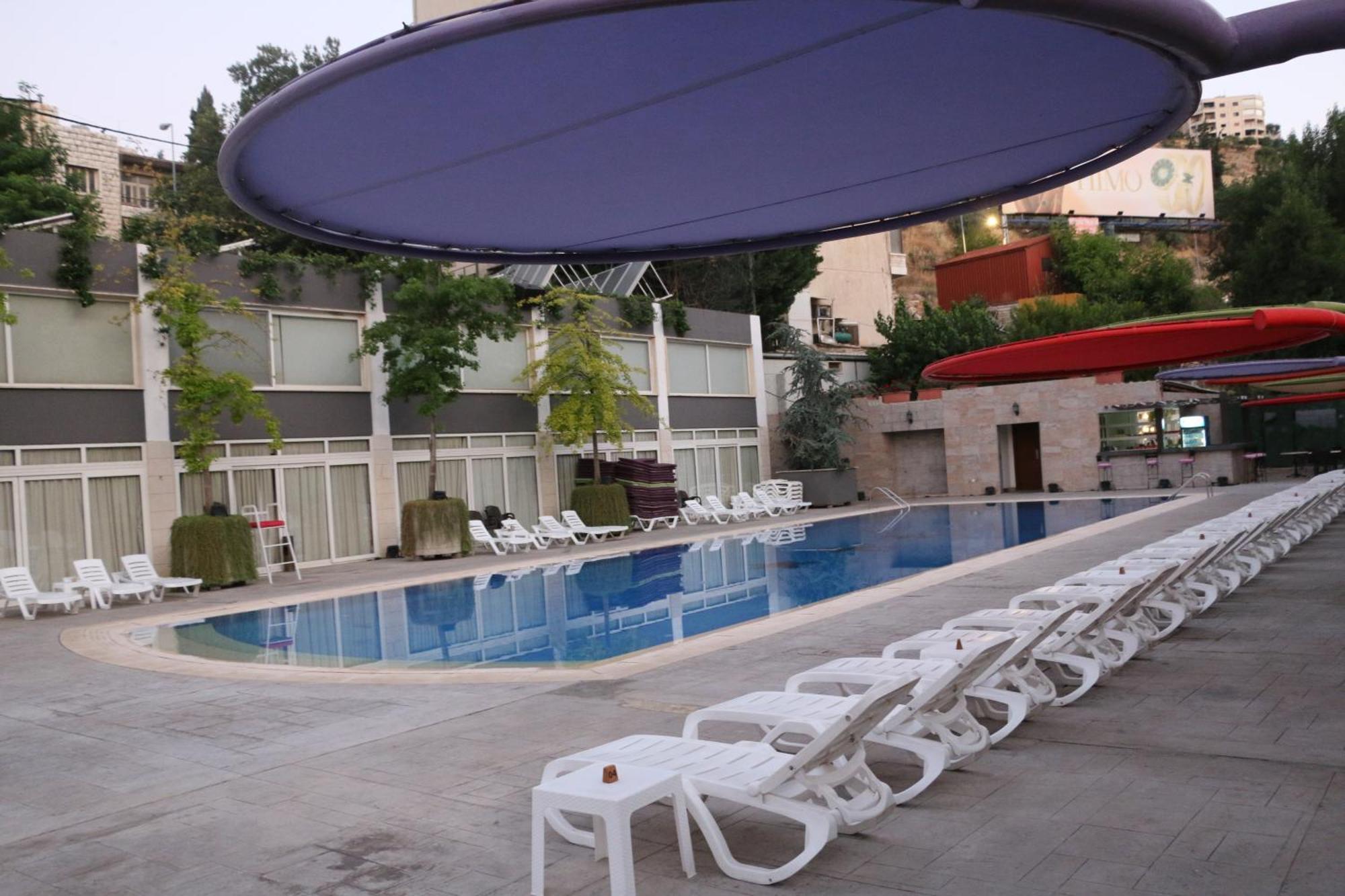 Zahlé Grand Kadri Hotel - History Marked By Cristal Lebanon מראה חיצוני תמונה